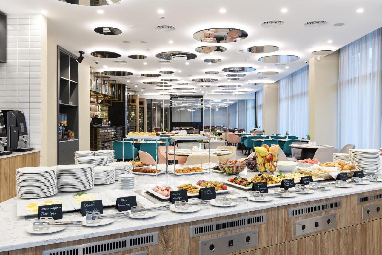 Premier Hotel Odessa Exterior foto The buffet at the lounge